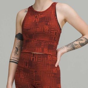 Lululemon Power Pivot Everlux Tank Top *Motif
Lululemon Ombre Red Multi nwt 2